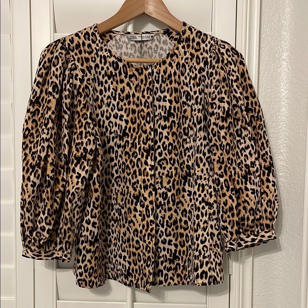 NWT Zara Leopard Print Women's Top